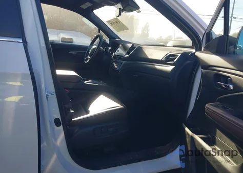 2025 Honda Ridgeline Rtl z USA, uszkodzony, nr VIN 5FPYK3F50SB037322